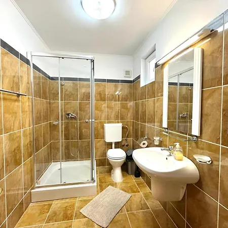 Guest house Doina Mamaia Nord *